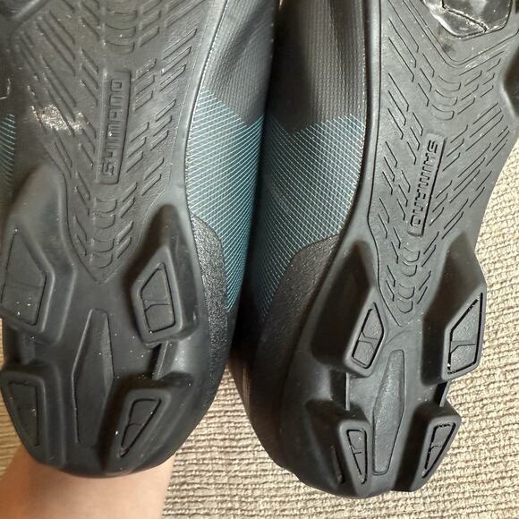 Shimano Women’s SH-XC100W Cycling Spin Shoe Sz 8.5 Black & Green EUC Gym Biking - Picture 10 of 15